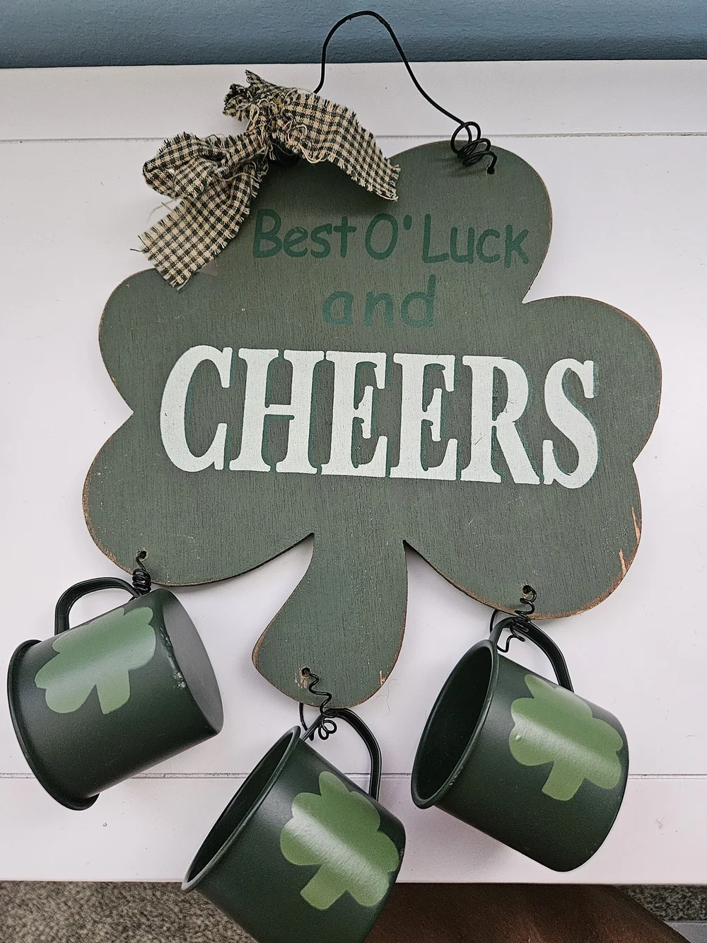 St. Patrick's Day Green 'Cheers' Shamrock Wooden Plaque - Home Decor Bundle